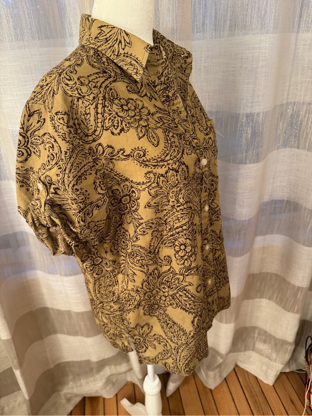 Lauren Ralph Lauren Tan and Black Paisley Short-Sleeve Button-Down Shirt - Picture 2 of 5